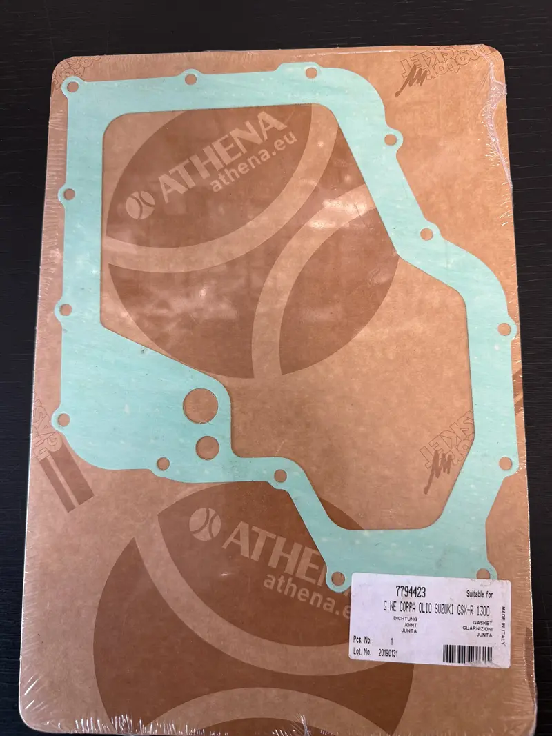 Clearance - Suzuki Engine Cover Gasket - Hayabusa 1