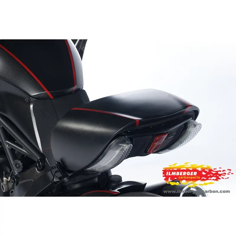 Ducati Diavel 1200 (2011-2019) Ilmberger Carbon Seat Cover - (Matt Finish) 1