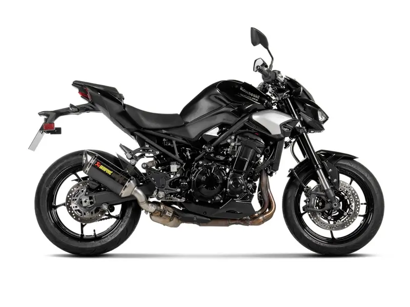 Kawasaki Z900 - (2025-2026) Akrapovic Carbon Silencer Slip-On Kit - Hexagonal - Road Legal 2