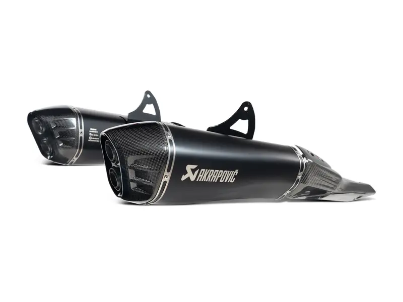 Suzuki Gsx1300r Hayabusa - (2021-2026) Akrapovic Titanium Silencer Slip-On Kit - Twin Black - Road Legal 1
