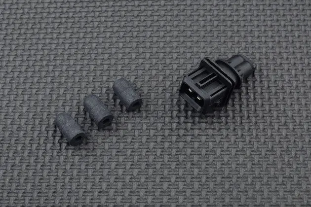 Triumph Rocket Iii 2006 - 2020 Evap / Canister Removal Kit 1