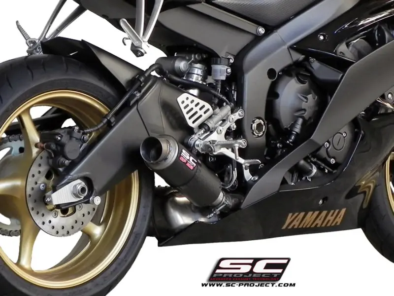 Yamaha Yzf R6 - 2006 - 2016 – Sc-Project Gp-M2 Carbon Fibre Exhaust, Low Mount 1