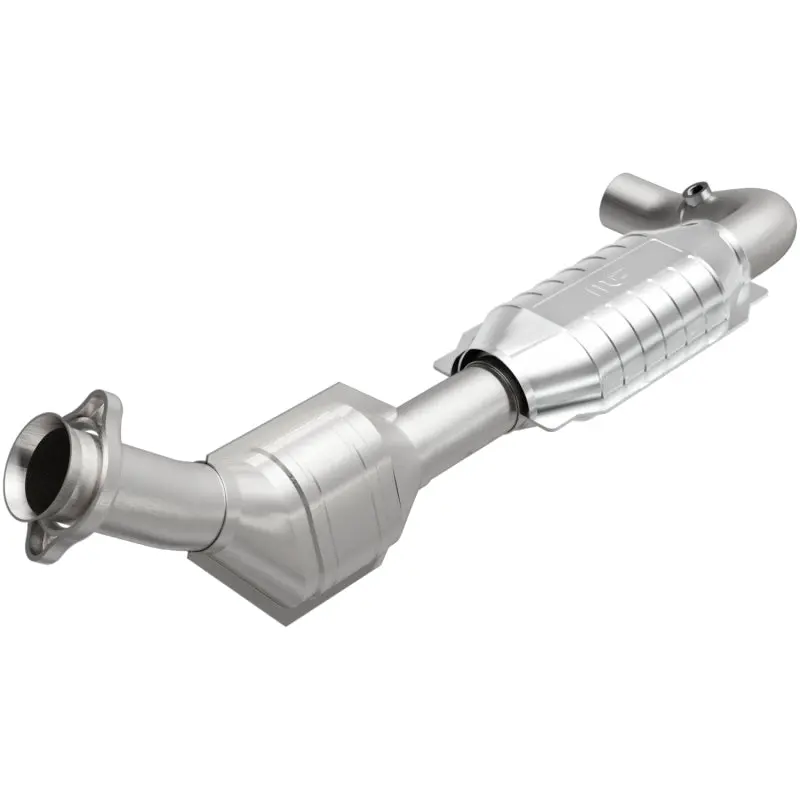 Magnaflow Direct-Fit Catalytic Converter – For 1997–1998 Ford E150/E250 Vans With 4.2L Engines 1