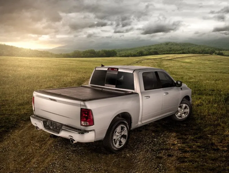 Roll-N-Lock 15-18 Chevy Silverado/Sierra 2500/3500 Sb 77-3/8In M-Series Retractable Tonneau Cover 1