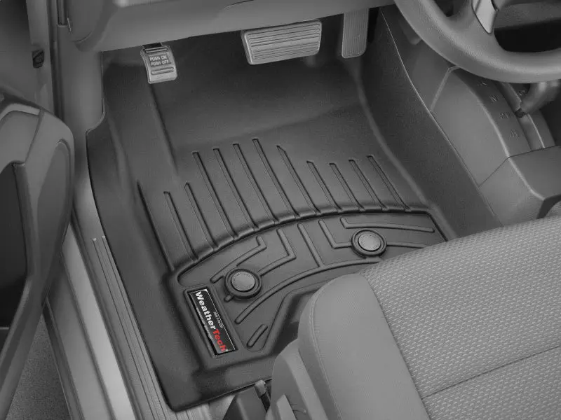 Weathertech Front Floorliner In Black – Vinyl-Floor Compatible, Fits 2013–2024 Kenworth T680 1